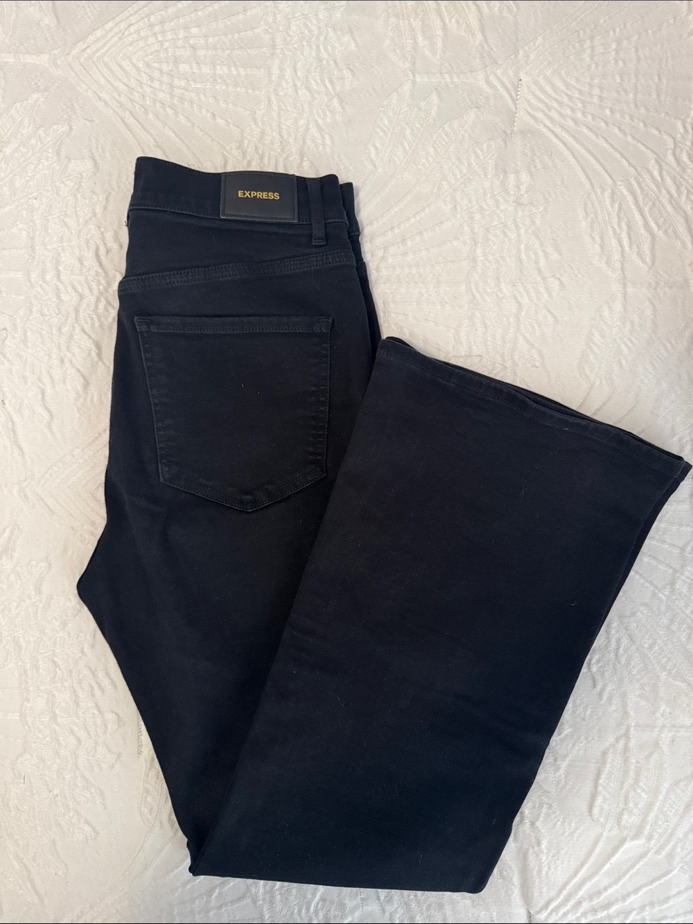 Express Black Straight-Leg Jeans with Back Pocket